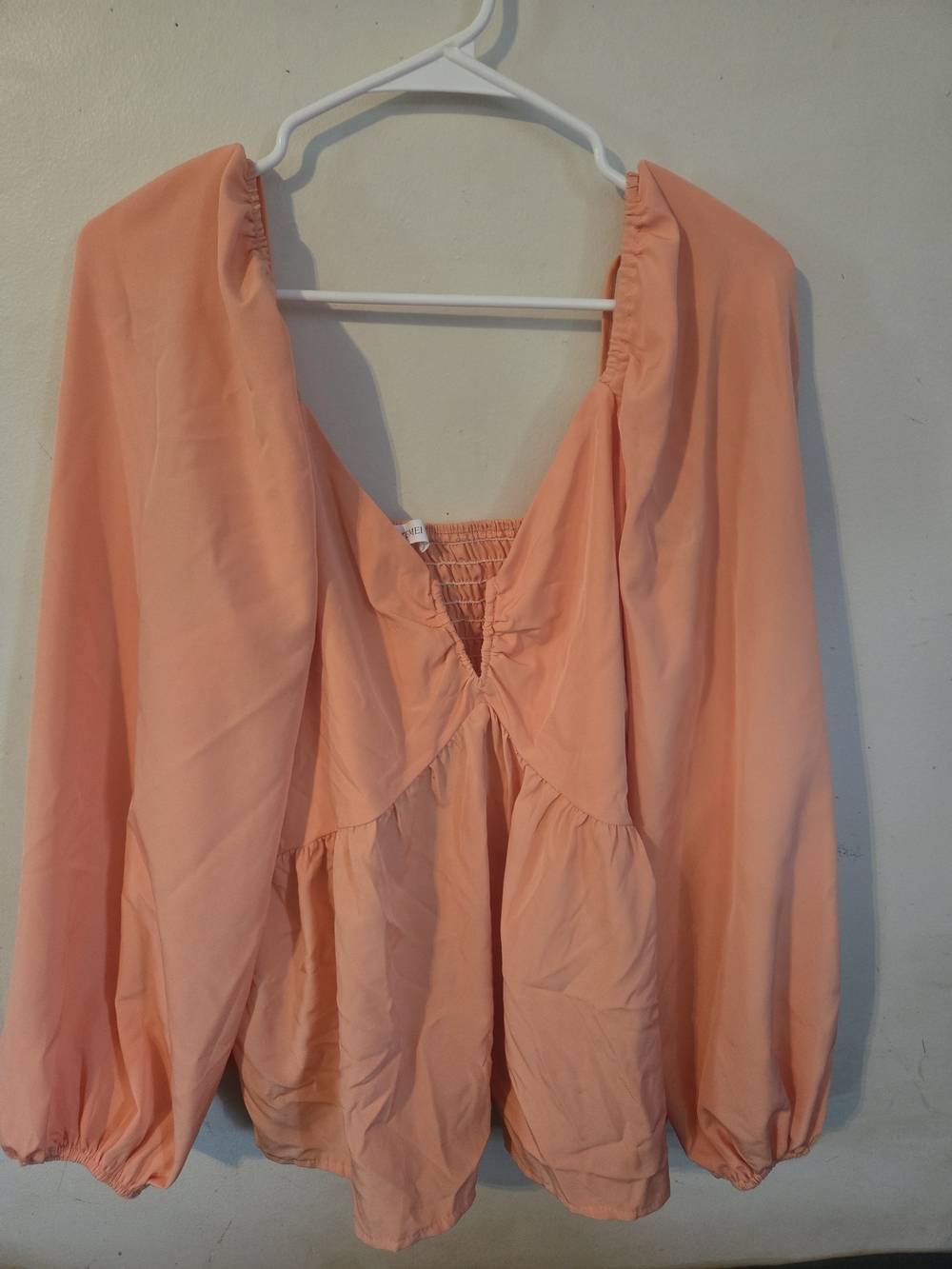 Women's Peach Long-Sleeve V-Neck Peasant Top
